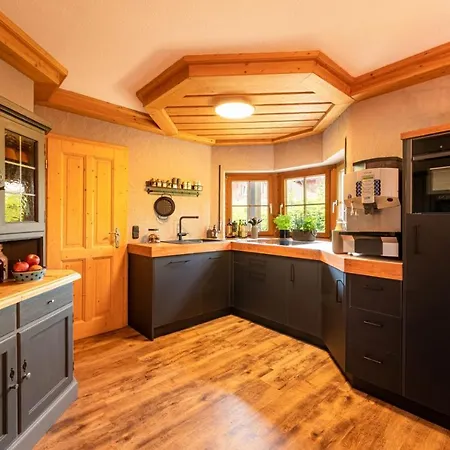 Desiree's Dahuim 3* 힌델랑